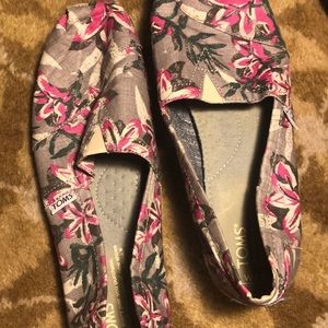 Toms tropical teal pink gray print flats 7.5 great